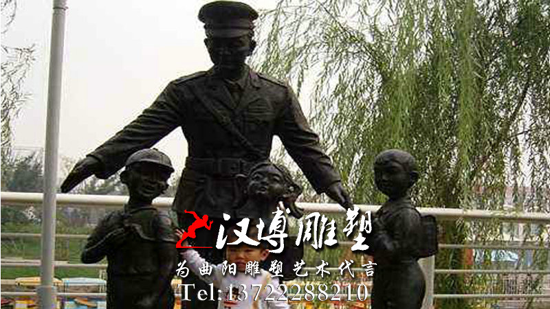 小孩过马路雕塑,人物雕像,玻璃钢铜雕