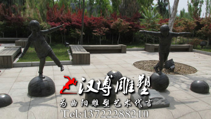 ͯȤ������񣬹㳡���۵��ܣ�С������ͭ��